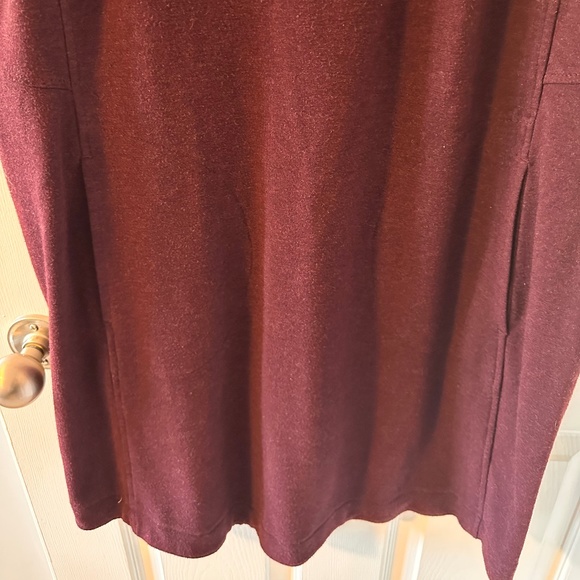 Reitman's Activewear Hyba Dress with Pockets - Picture 2 of 4